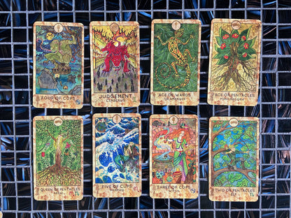 Mythic Tarot Deck & Guide : Two-Piece Box