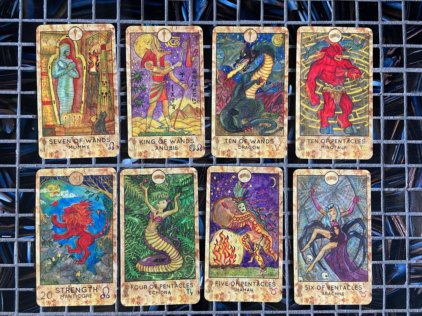 Mythic Tarot Deck & Guide : Two-Piece Box